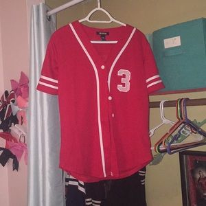 Red a white “slayin it” cover up